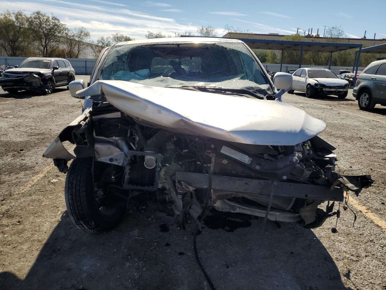 2009 Volkswagen Routan Sel - Фото 5