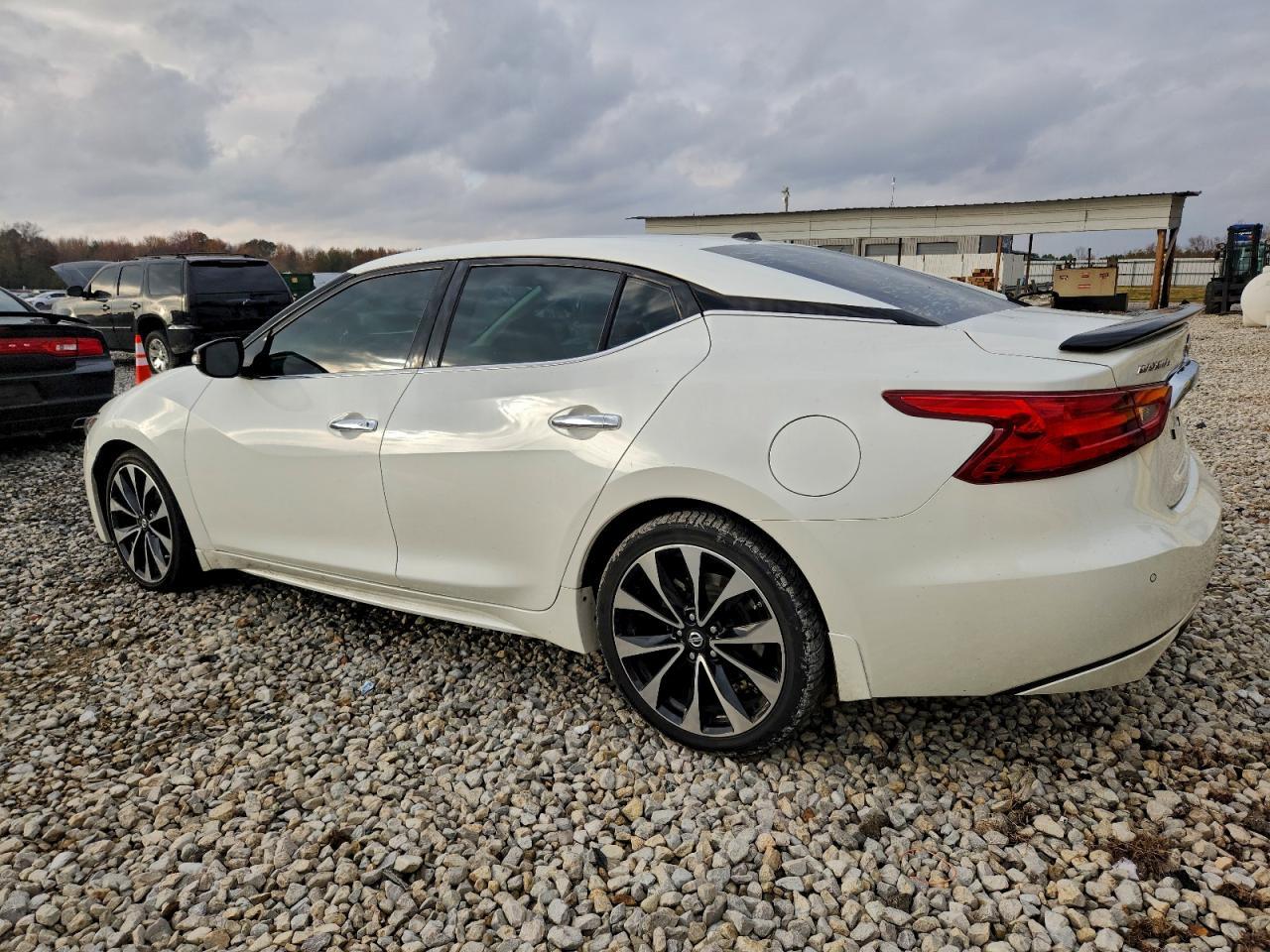 2016 Niss Maxima 3.5S - Image 2