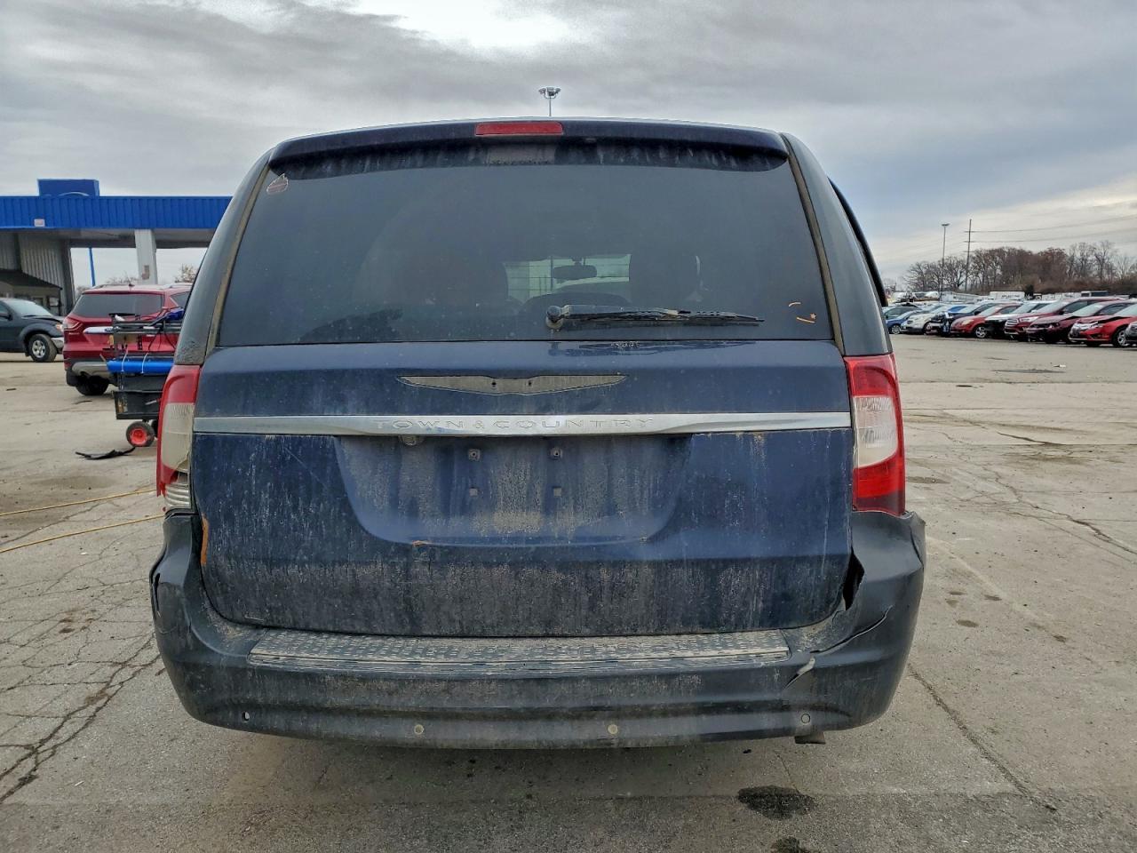 2012 Chrysler Town & Country Touring - Фото 6