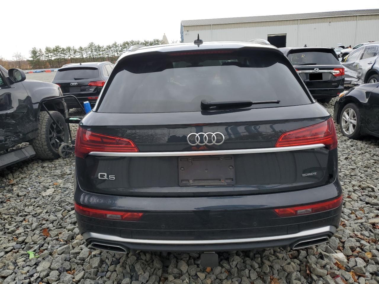 2023 Audi Q5 Premium Plus 45 - Image 6