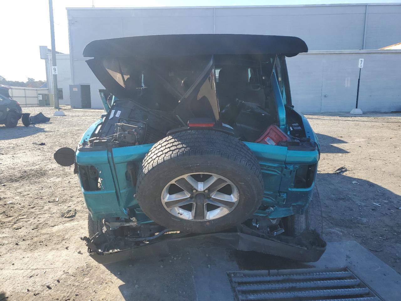 2020 Jeep Wrangler Unlimited Sahara - Фото 6