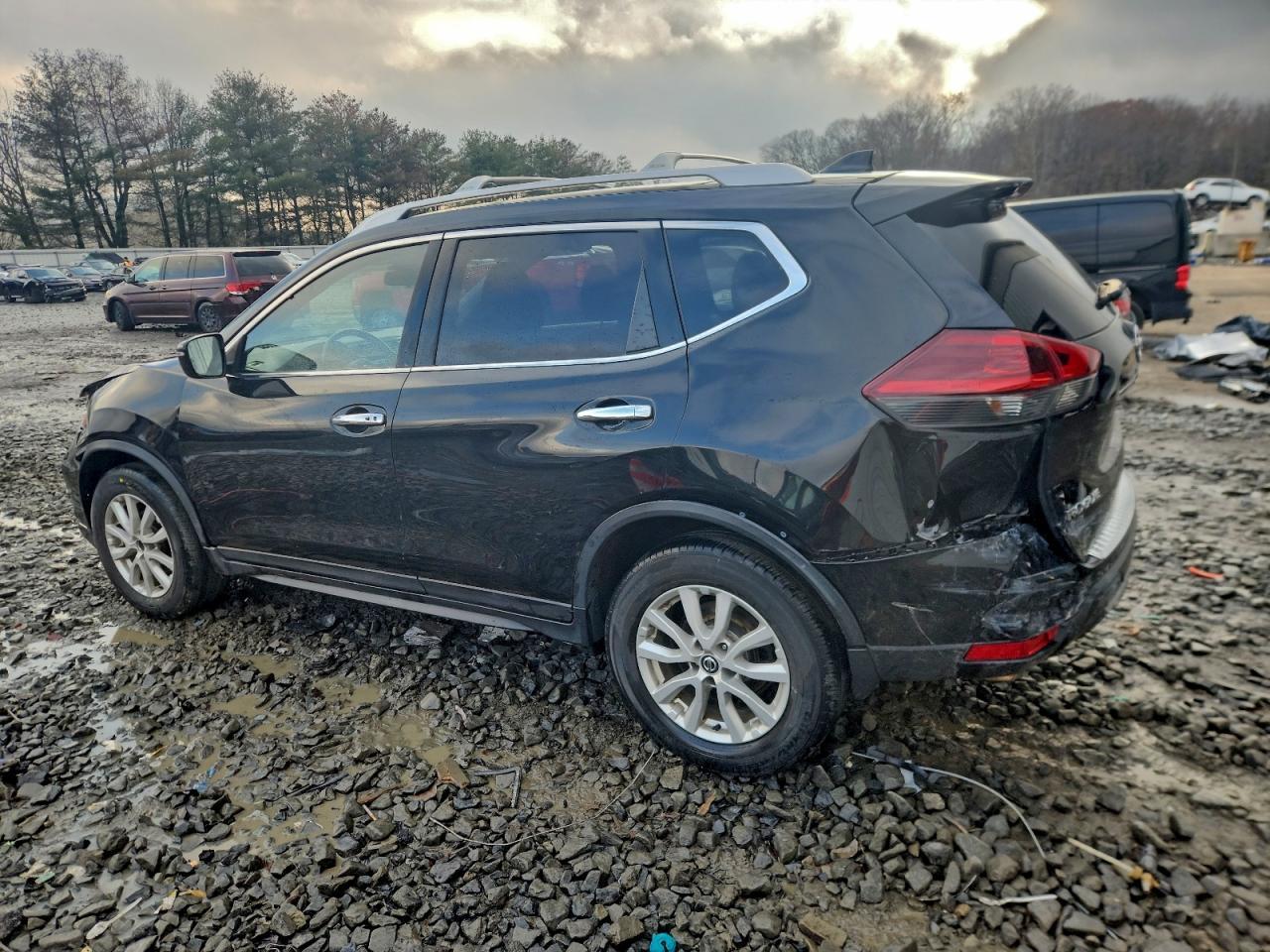 2020 Nissan Rogue S - Image 2