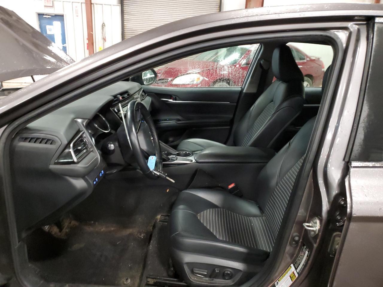 2019 Toyota Camry L - Image 7