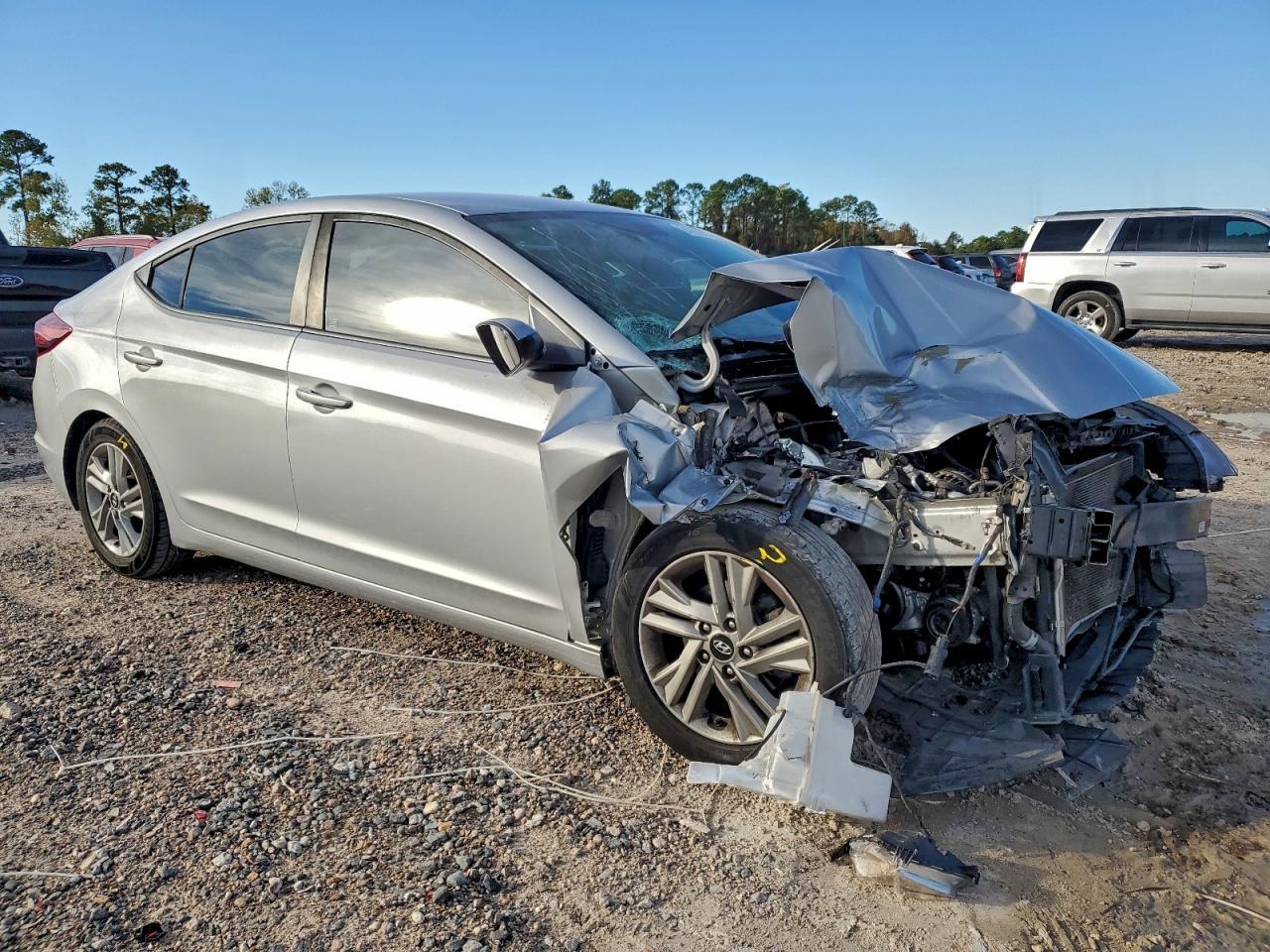 2020 Hyundai Elantra Sel - Фото 4