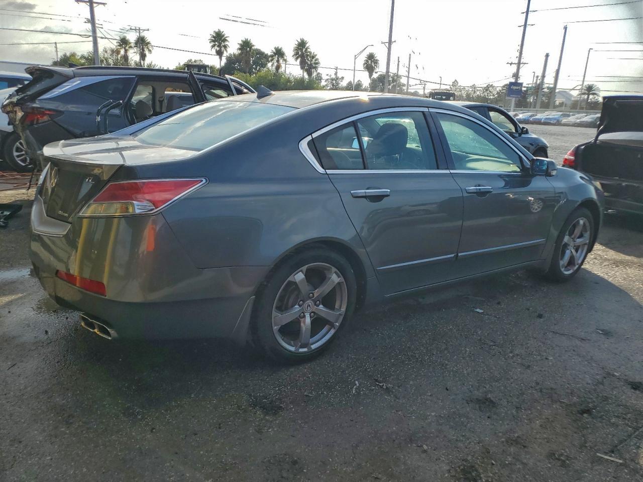 2010 Acura Tl - Image 3