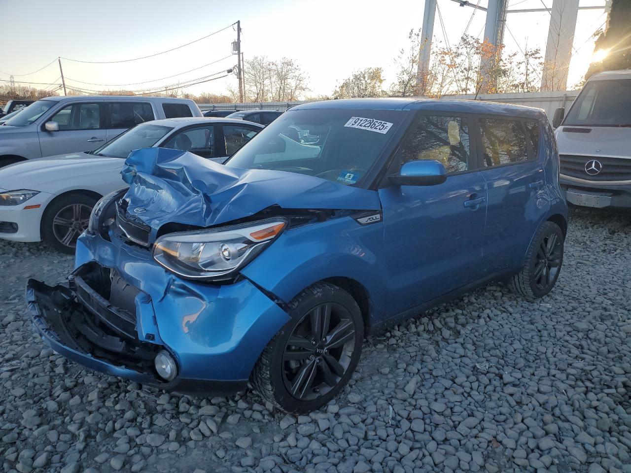 2015 Kia Soul +