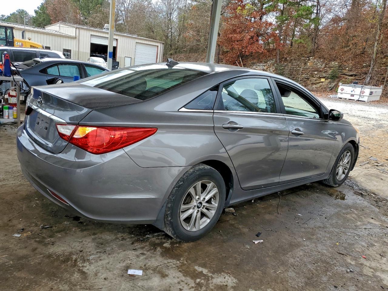 2012 Hyundai Sonata Gls - Фото 3
