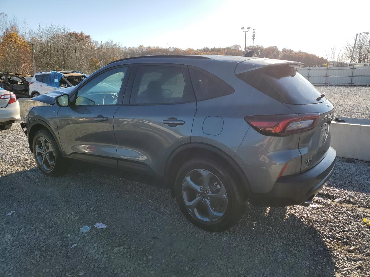 2025 Ford Escape St Line Select - Фото 2