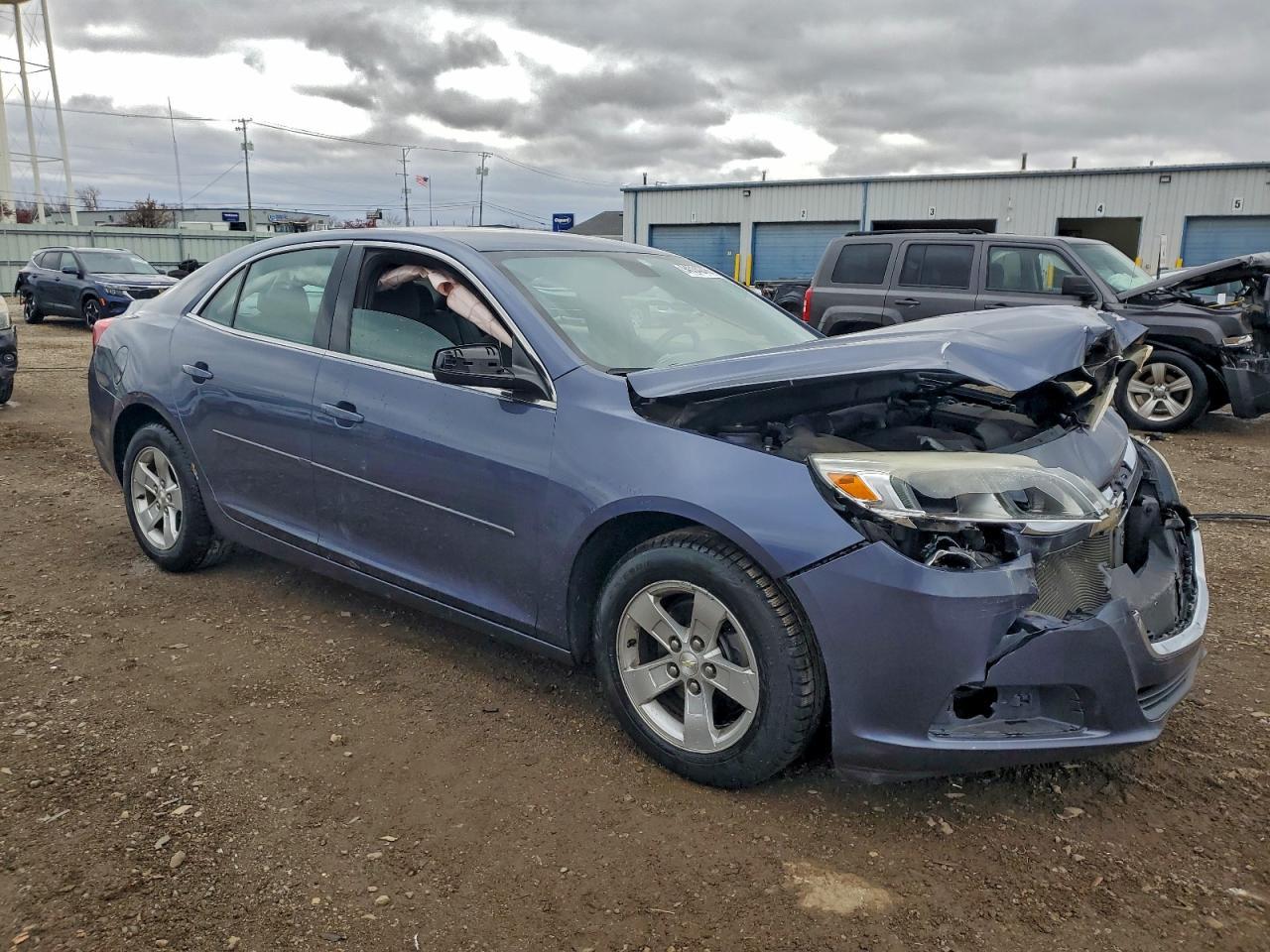 2015 Chevrolet Malibu Ls - Image 4