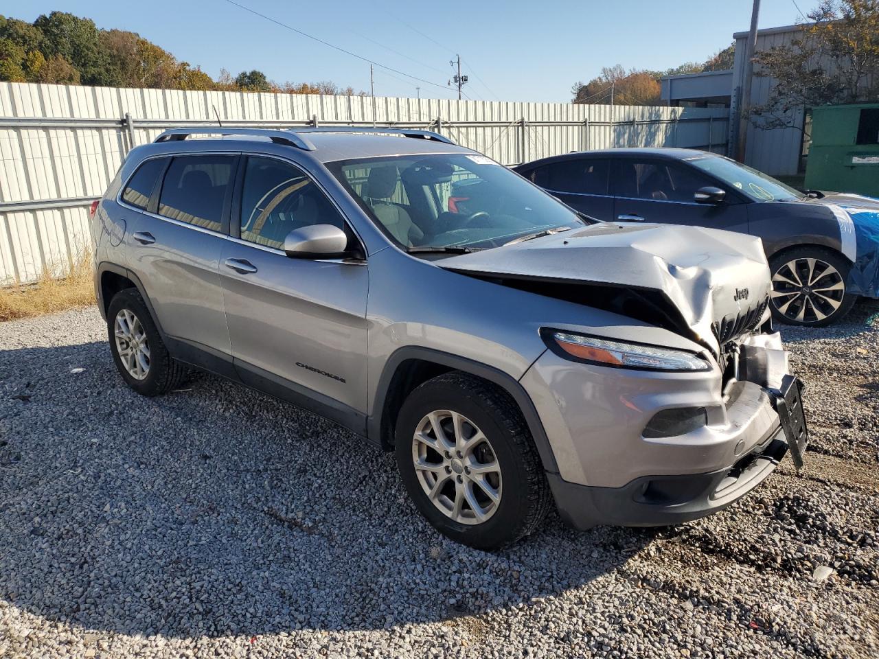 2015 Jeep Cherokee Latitude - Image 4