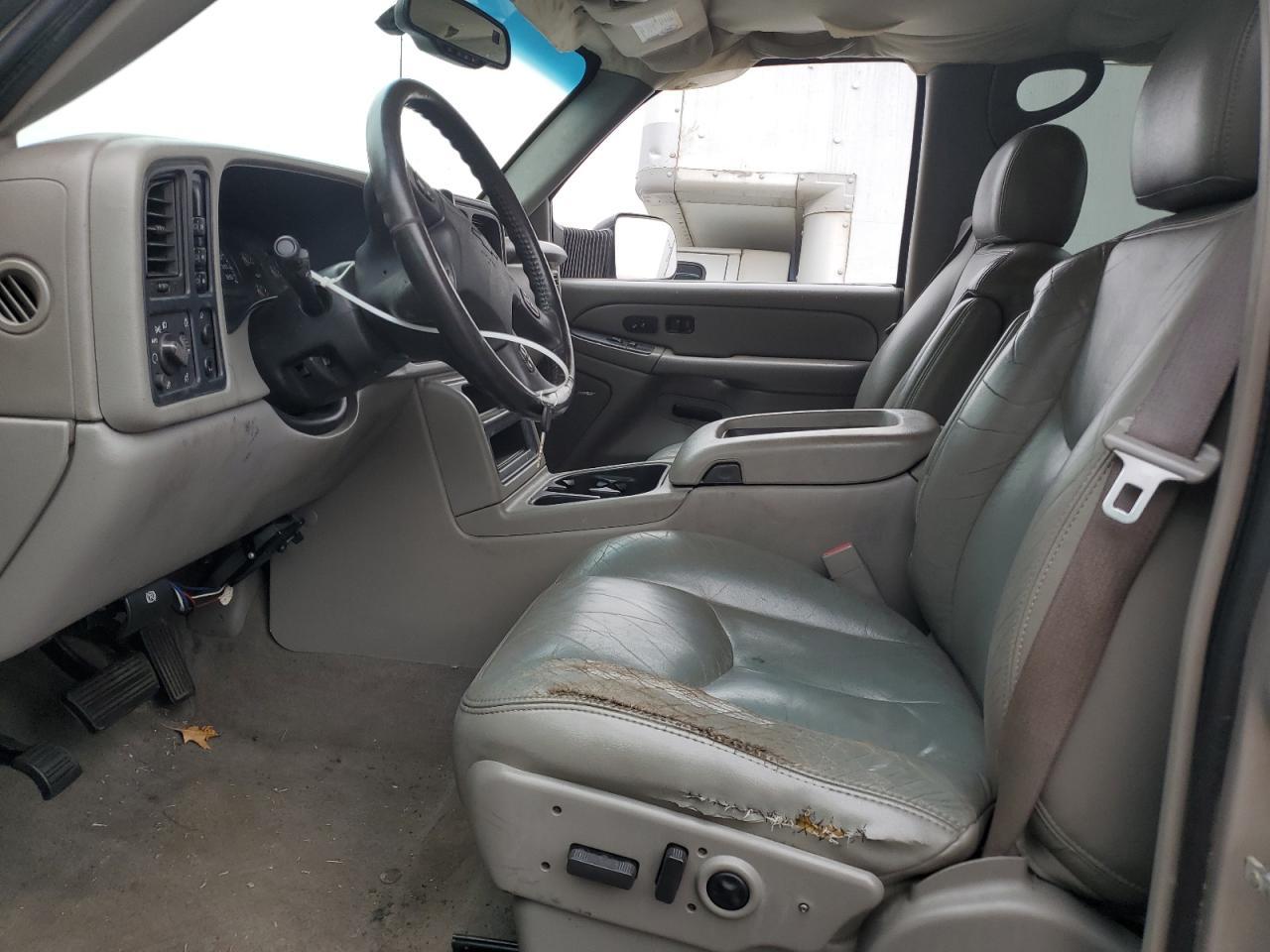 2005 Chevrolet Silverado K3500 - Image 7