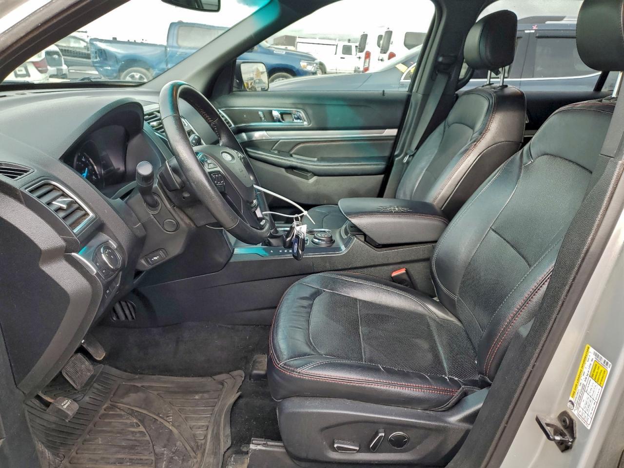 2016 Ford Explorer Sport - Фото 7