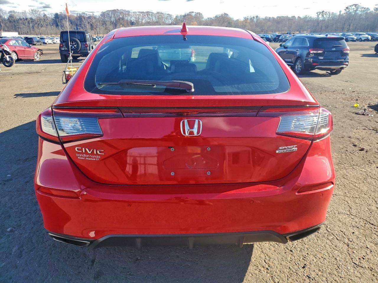 2023 Honda Civic Sport Touring - Image 6
