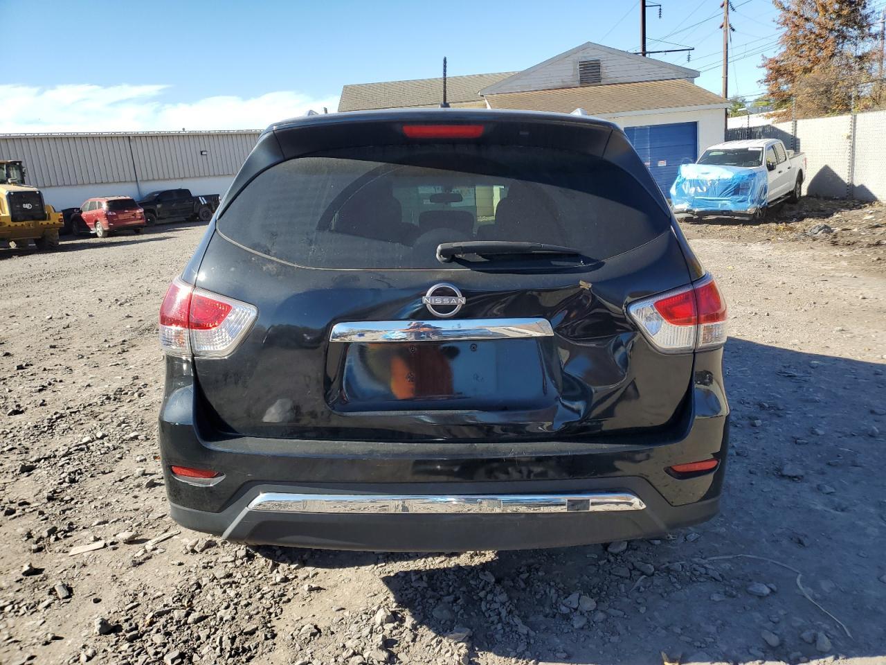 2016 Nissan Pathfinder S - Фото 6