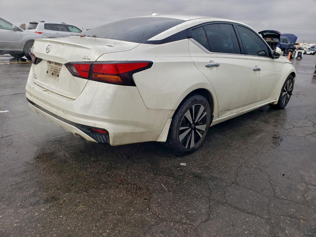 2020 Nissan Altima Sl - Фото 3