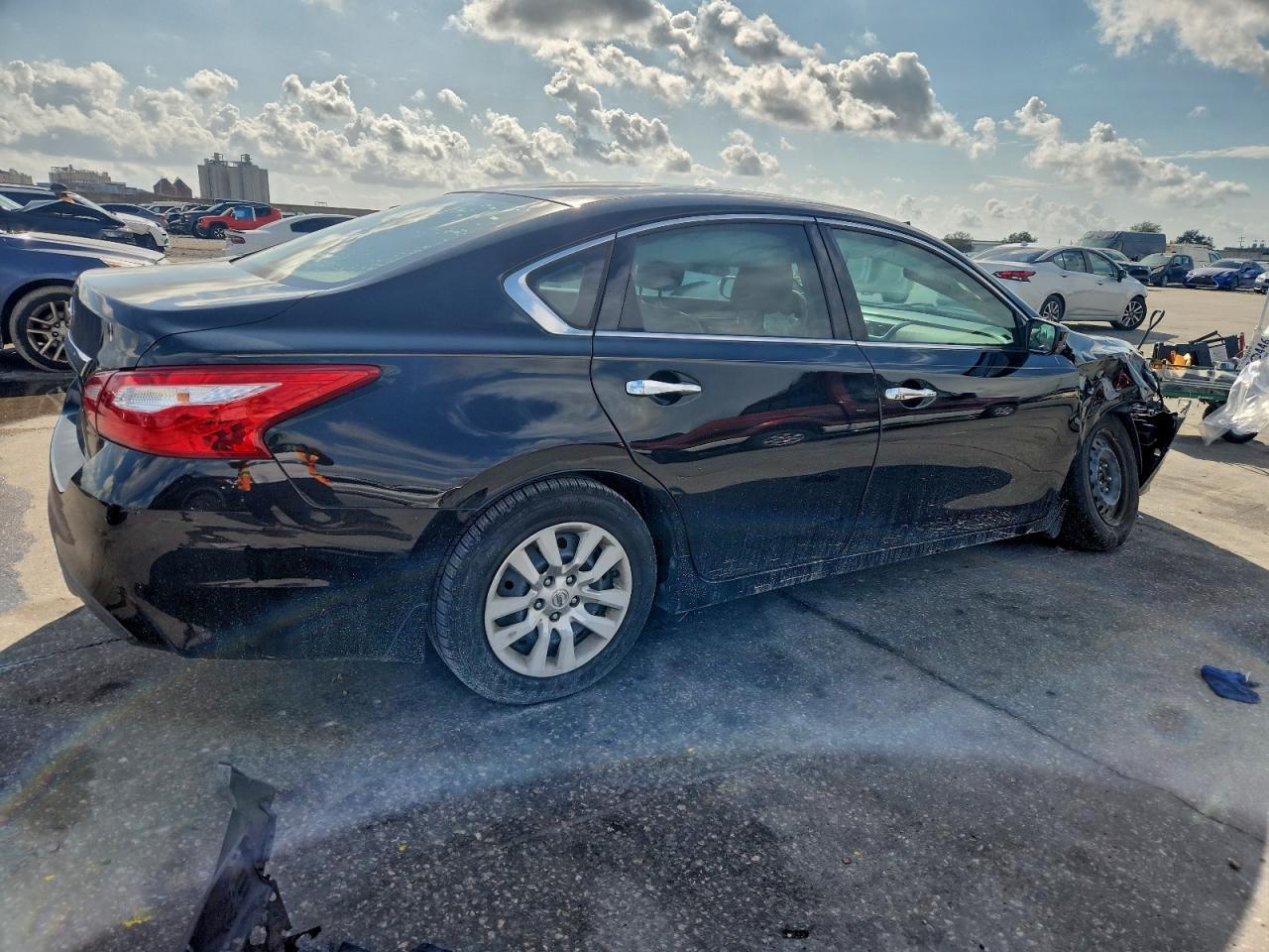 2017 Nissan Altima 2.5 - Фото 3