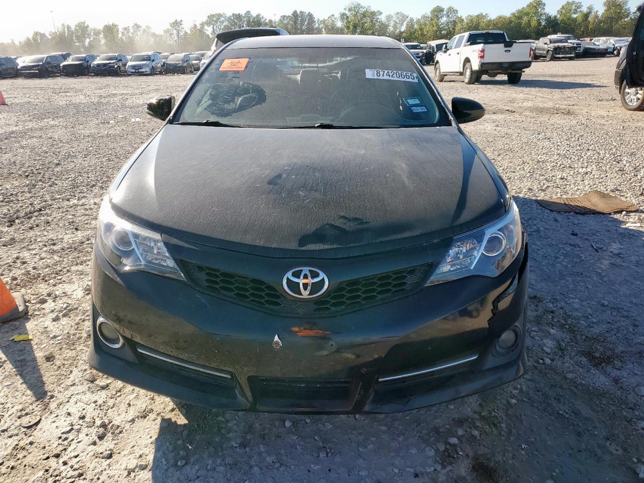 2014 Toyota Camry Se - Фото 5