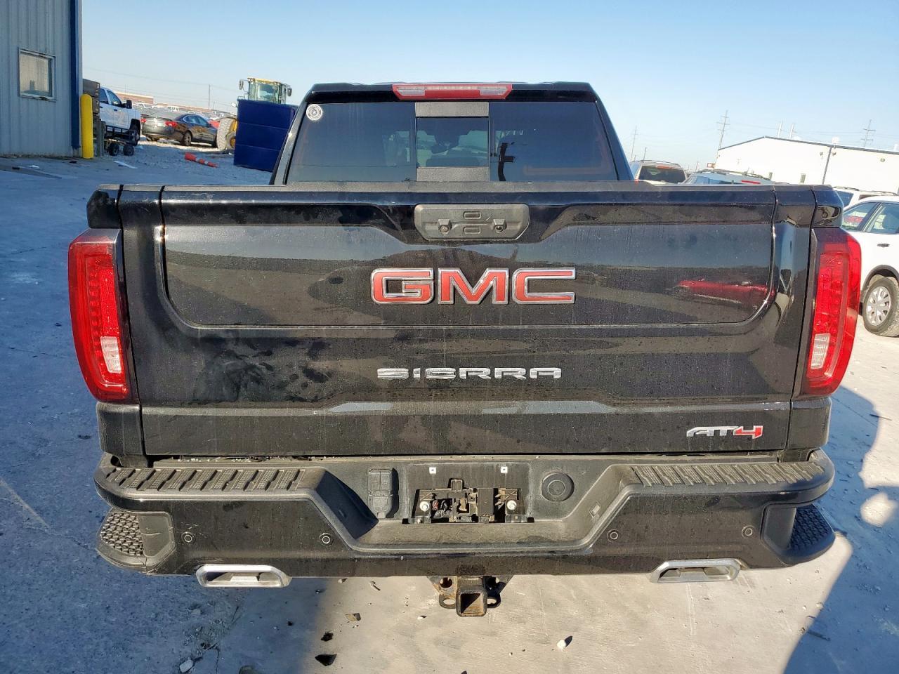 2023 GMC Sierra K1500 At4 - Фото 6