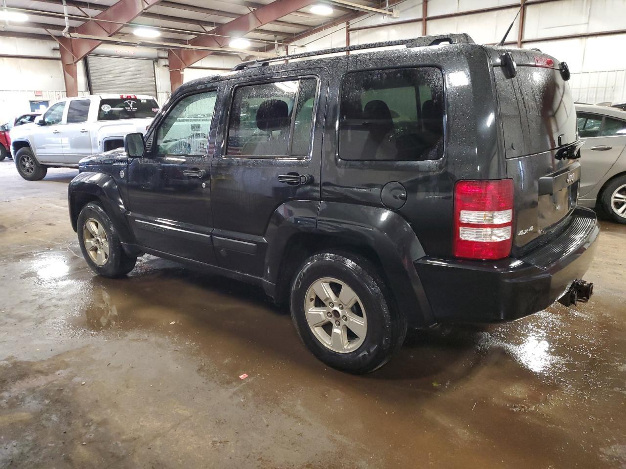 2012 Jeep Liberty Jet - Image 2