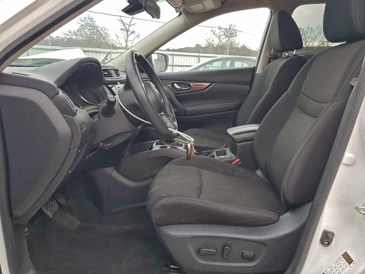 2020 Nissan Rogue S - Image 7