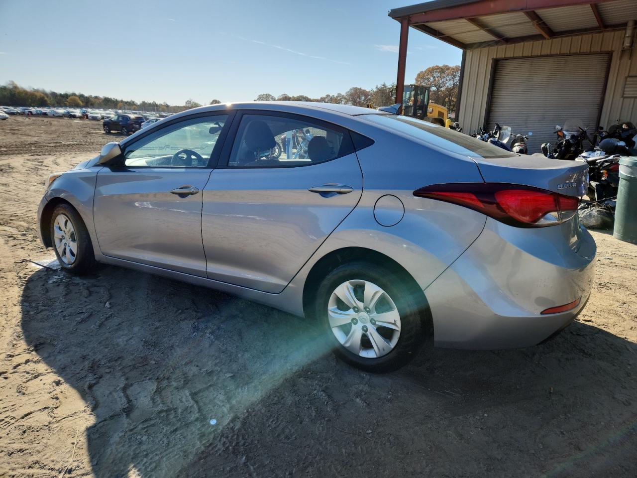 2016 Hyundai Elantra Se - Фото 2