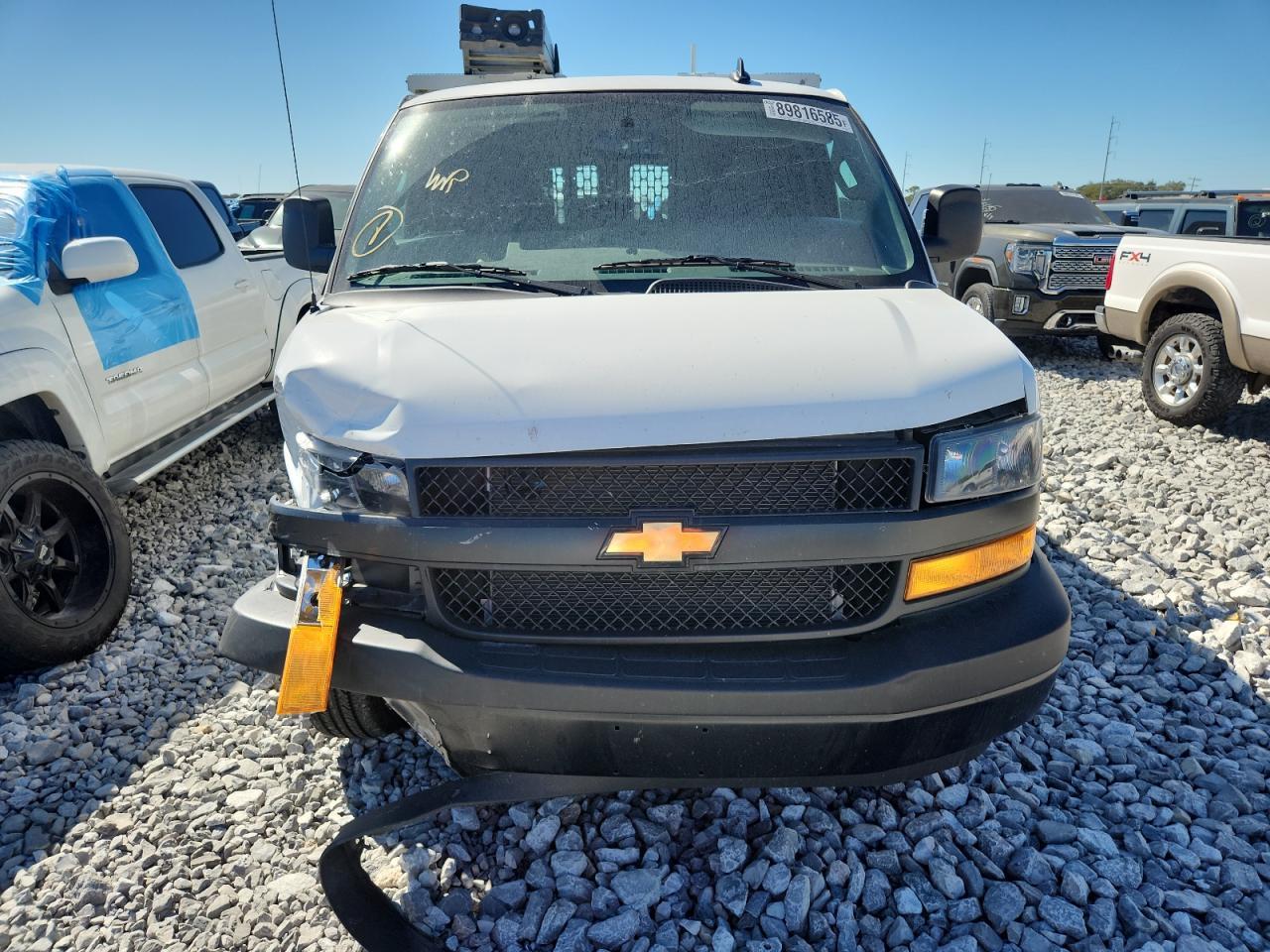 2025 Chevrolet Express G2500 - Фото 5