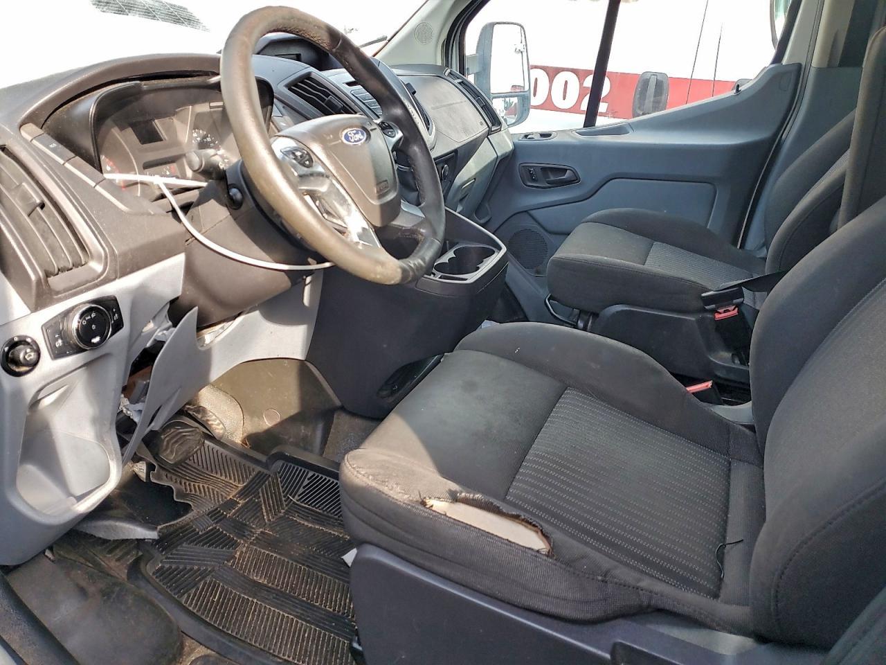 2015 Ford Transit T- Delivery Van - Фото 7