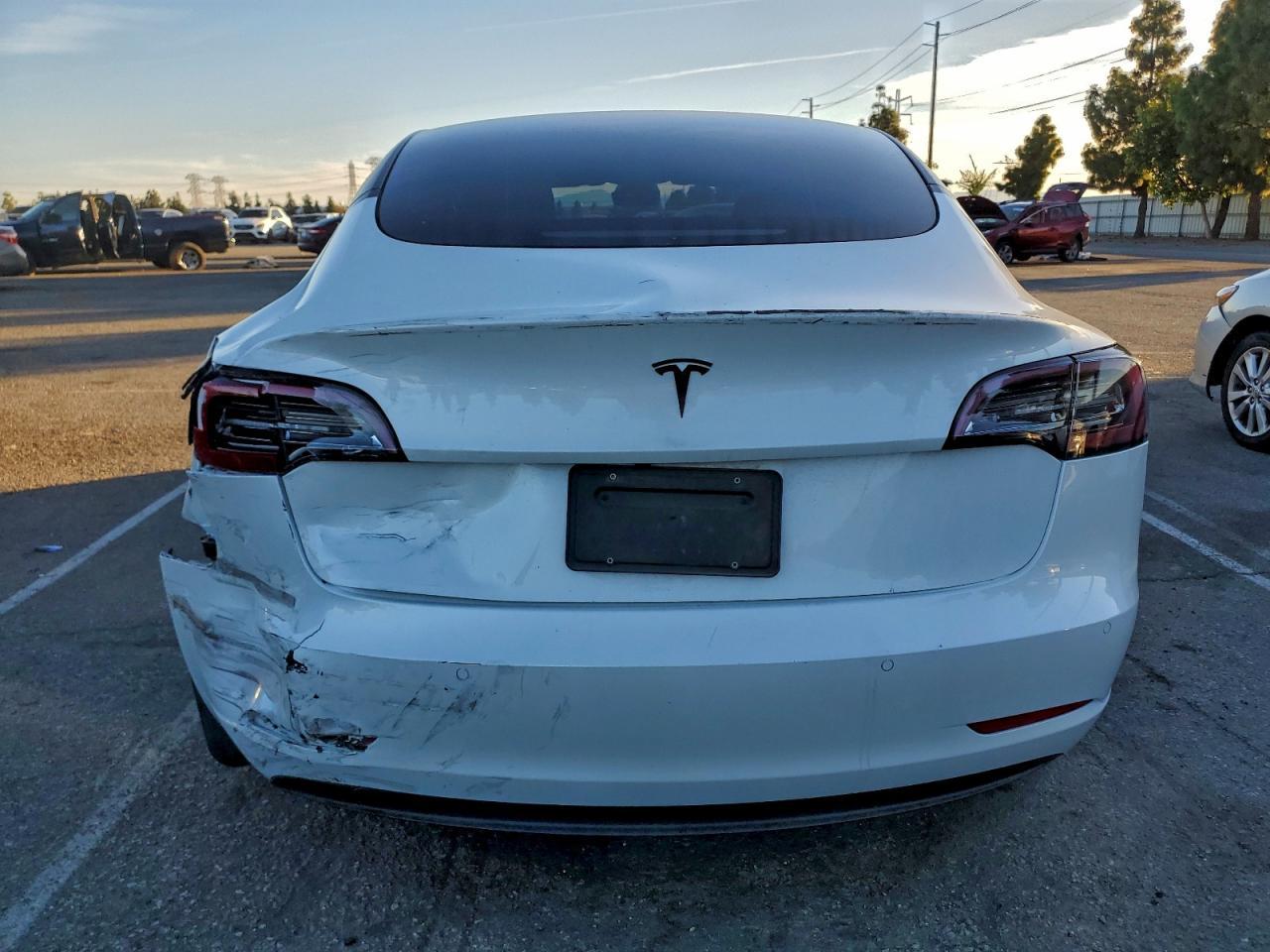 2021 Tesla Model 3 - Фото 6