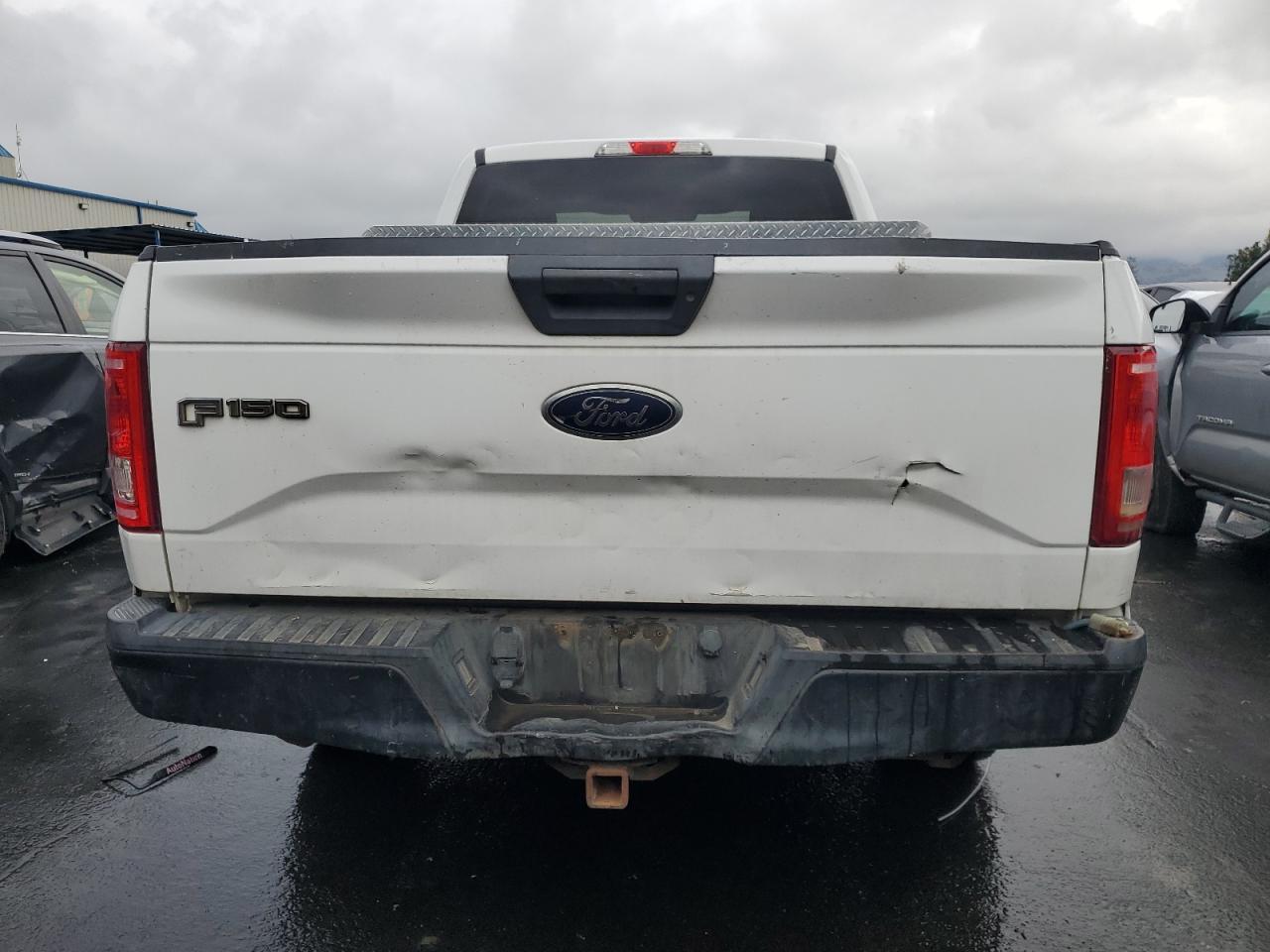 2015 Ford F150 Super Cab - Image 6