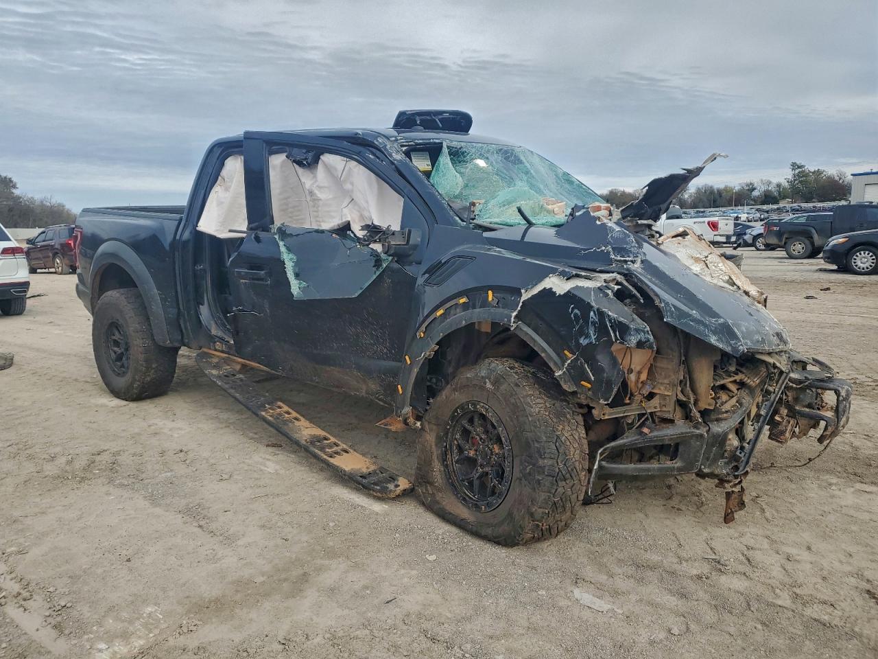 2018 Ford F150 Raptor - Image 4