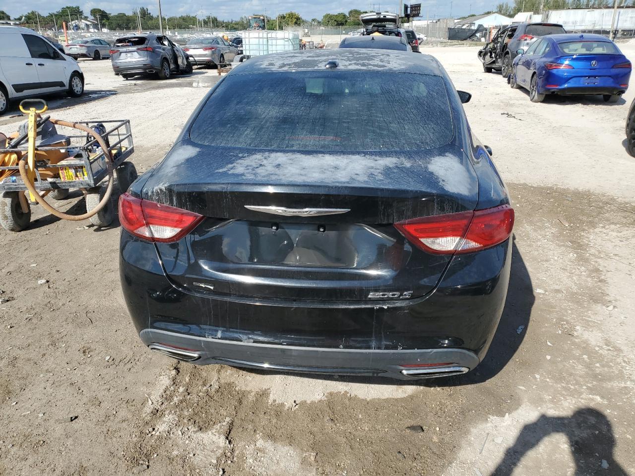 2015 Chrysler 200 S - Image 6