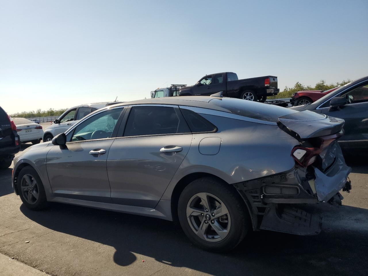 2021 Kia K5 Lxs - Фото 2