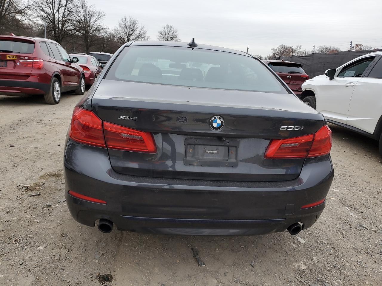 2017 BMW 530 Xi - Фото 6