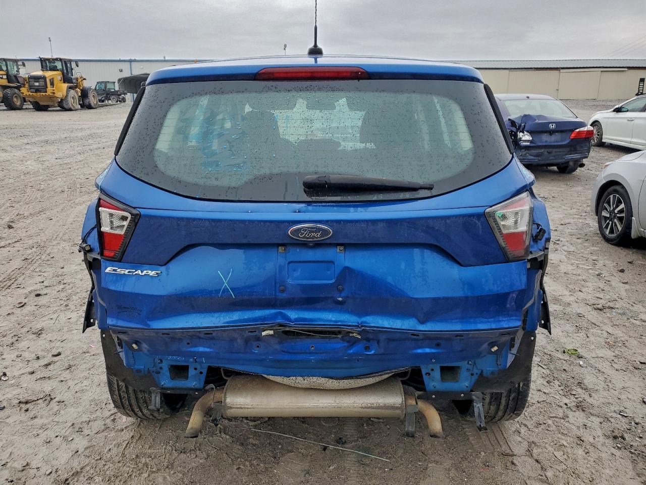 2017 Ford Escape S - Image 6