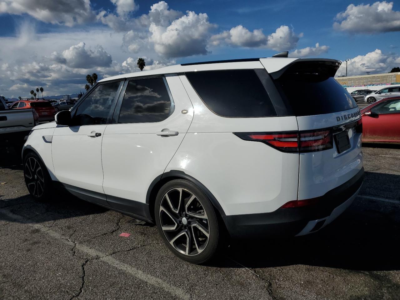 2018 Land Rover Discovery Hse - Фото 2