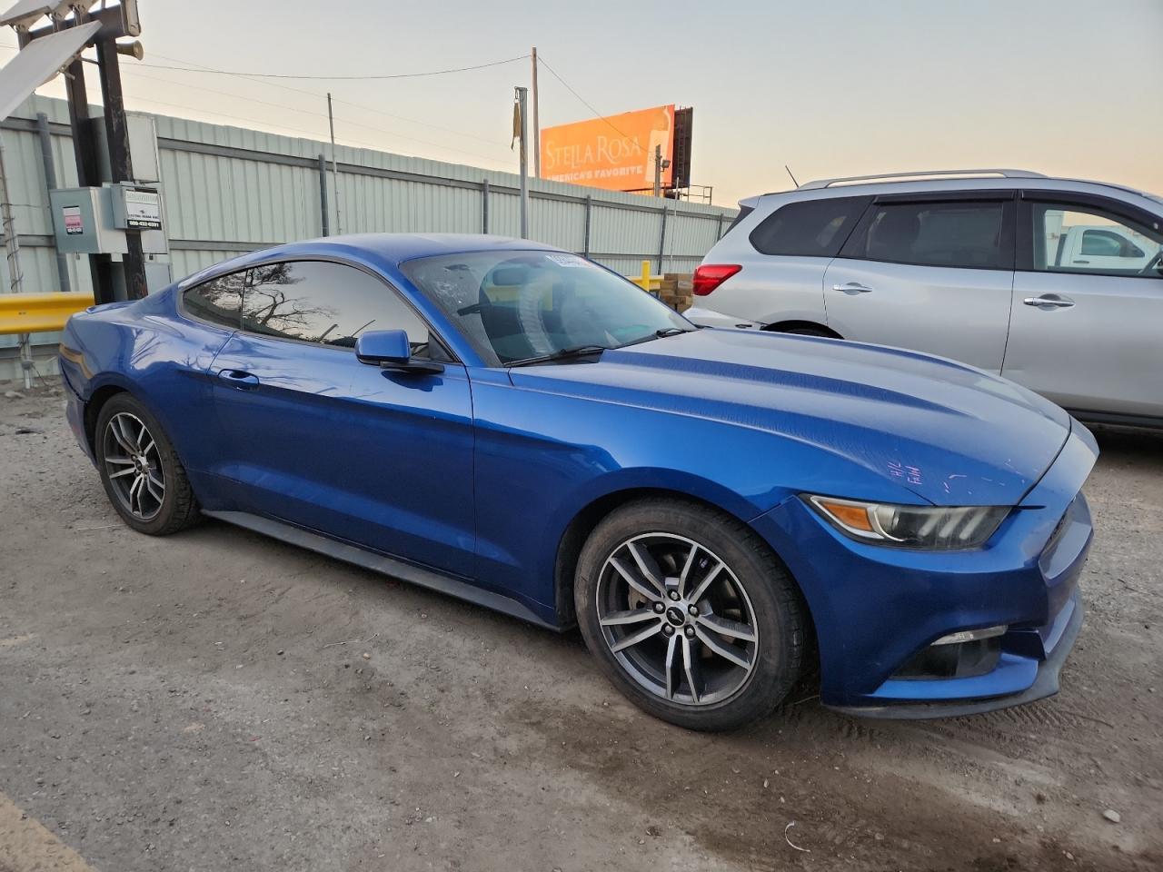 2017 Ford Mustang - Фото 4