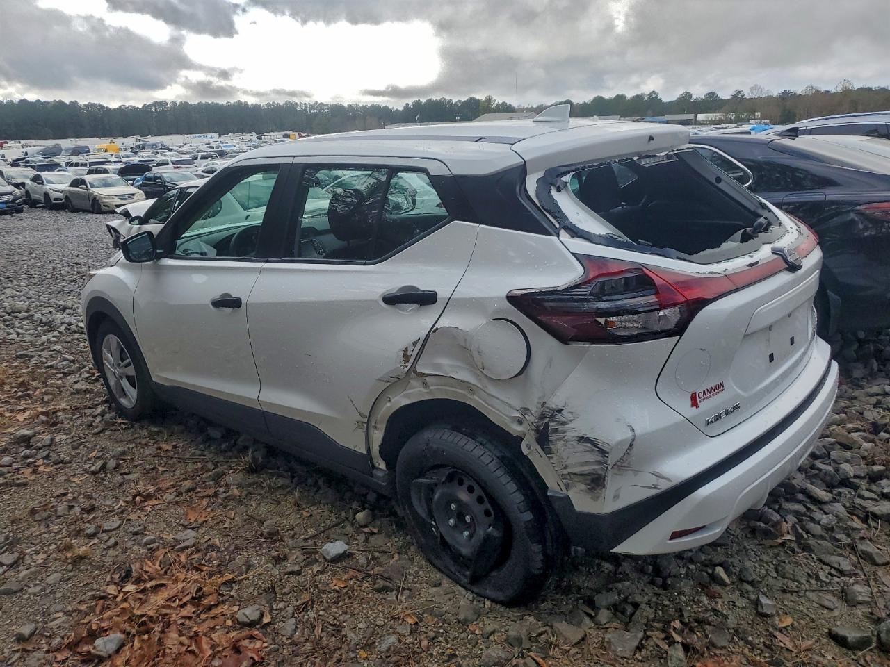 2024 Nissan Kicks S - Image 2