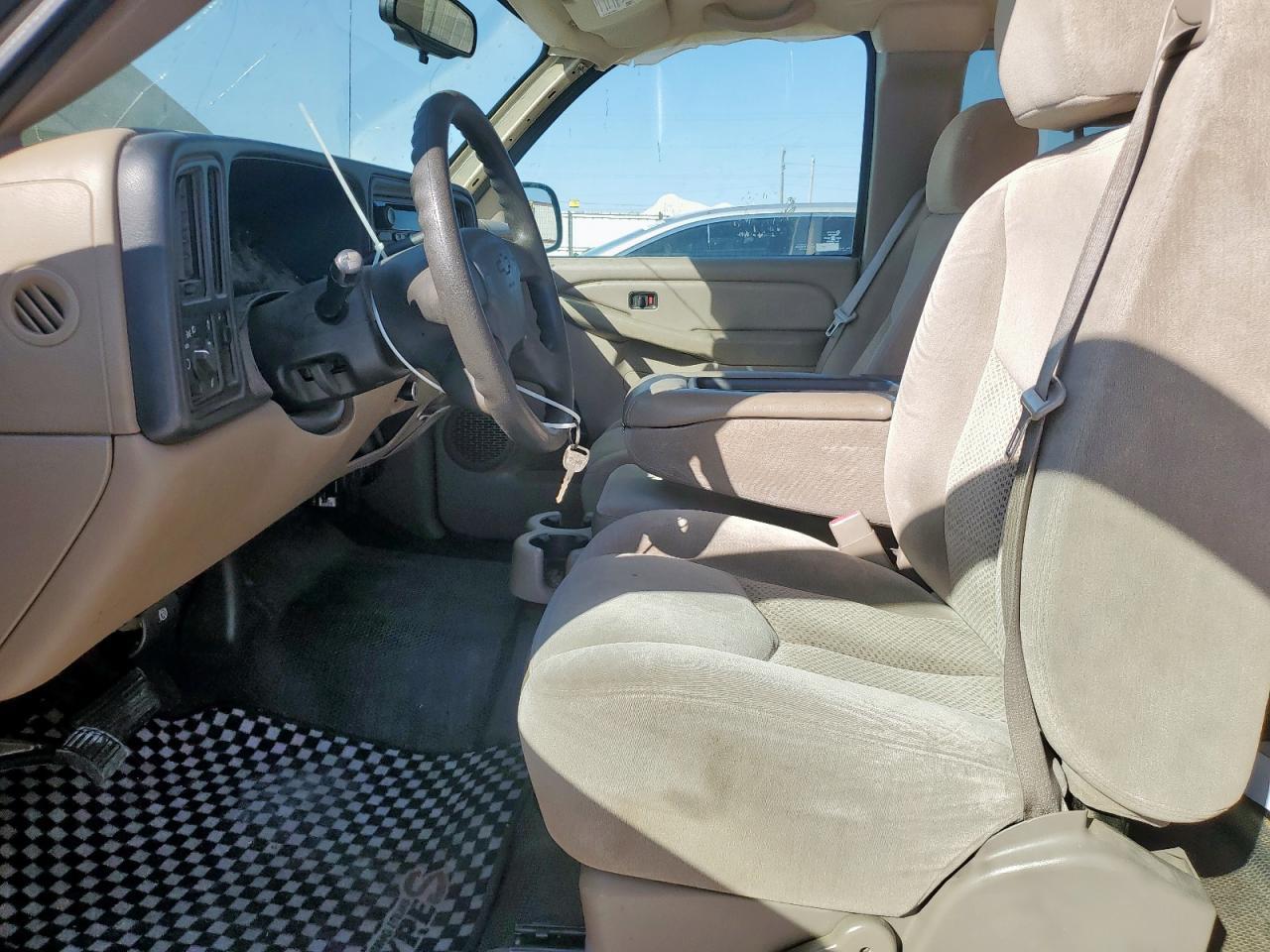 2006 Chevrolet Silverado C1500 - Image 7