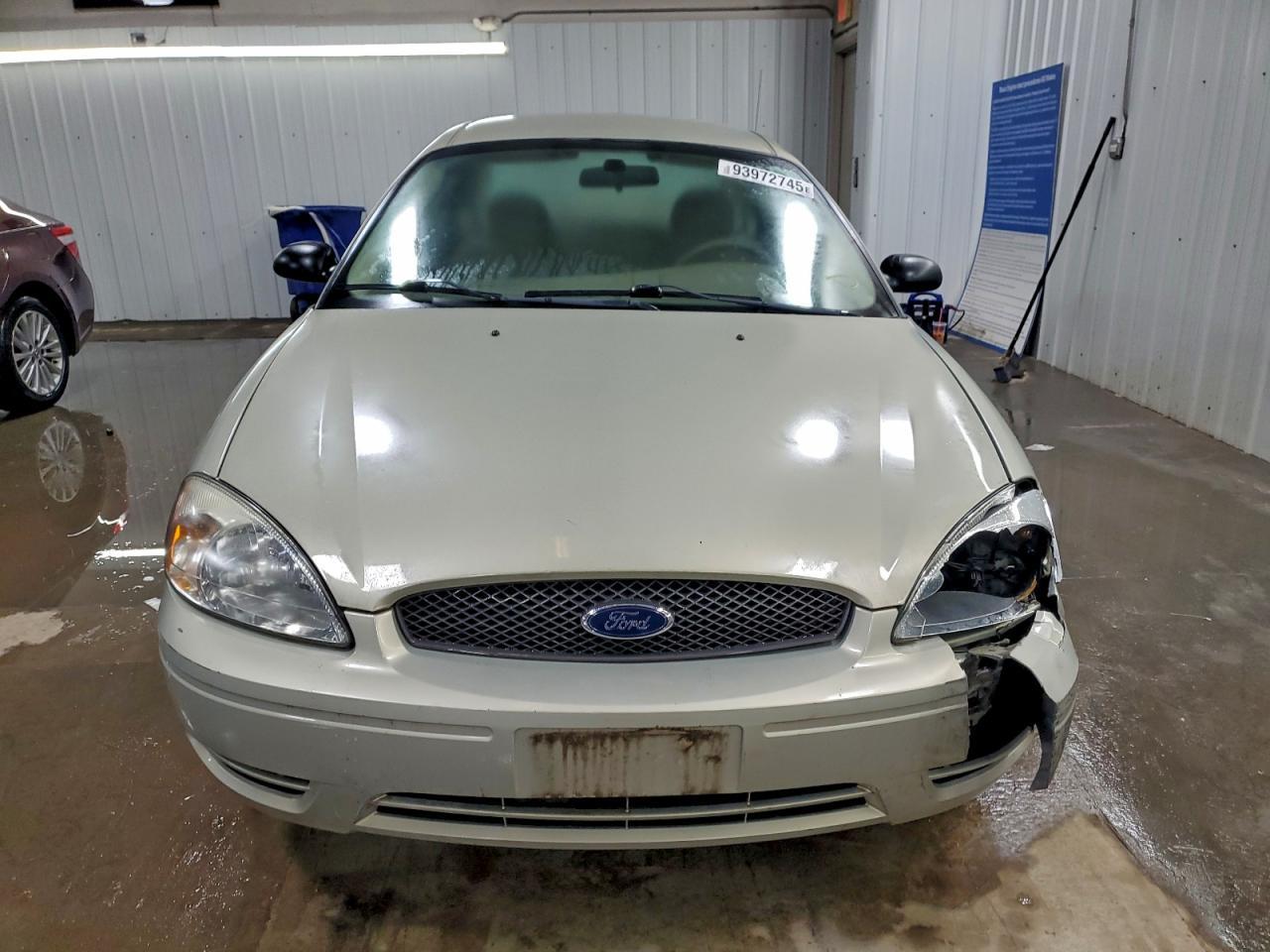 2005 Ford Taurus Se - Фото 5