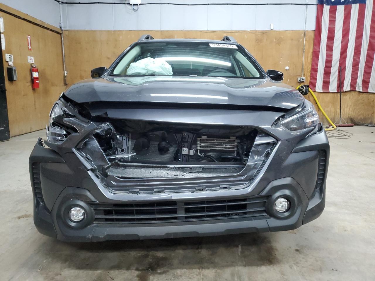 2025 Subaru Outback Premium - Image 5