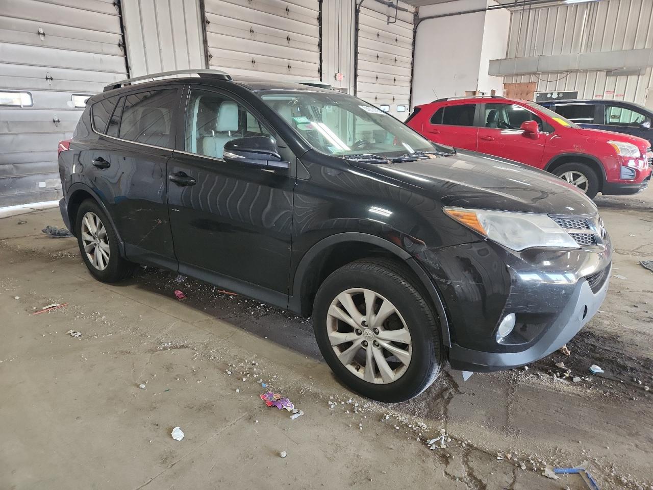 2015 Toyota Rav4 Limited - Image 4
