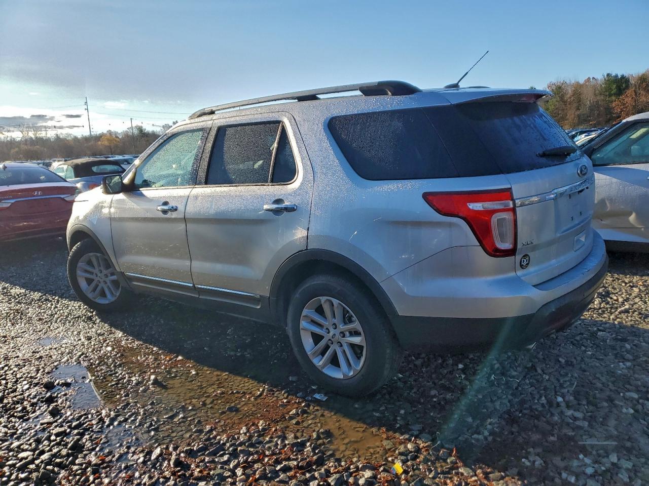 2013 Ford Explorer Xlt - Фото 2