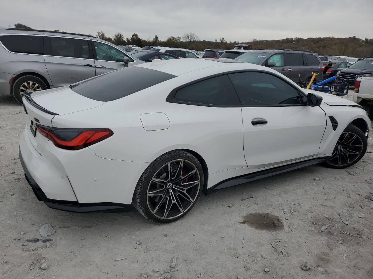 2023 BMW M4 Competition - Фото 3