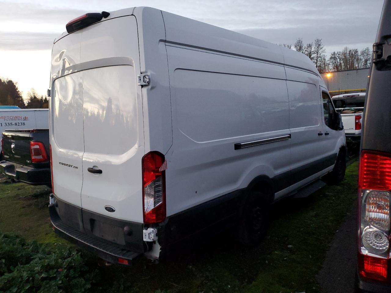2023 Ford Transit T-250 - Фото 3