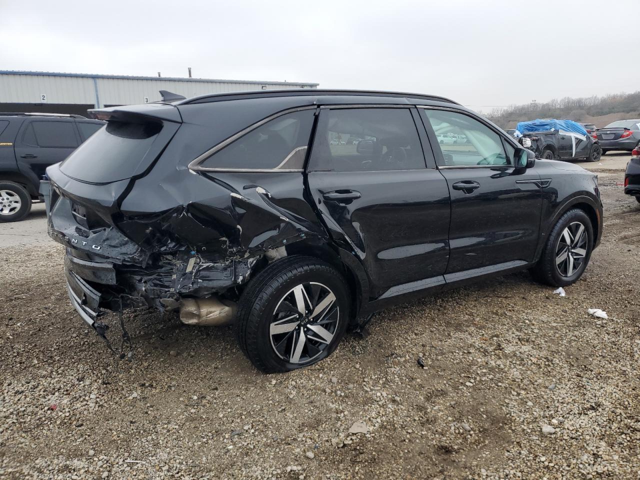 2021 Kia Sorento S - Фото 3