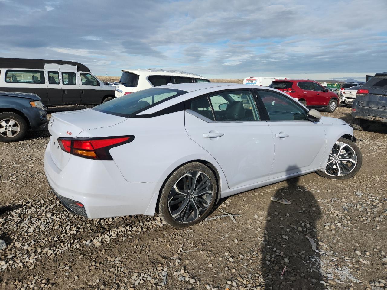 2024 Nissan Altima Sr - Фото 3