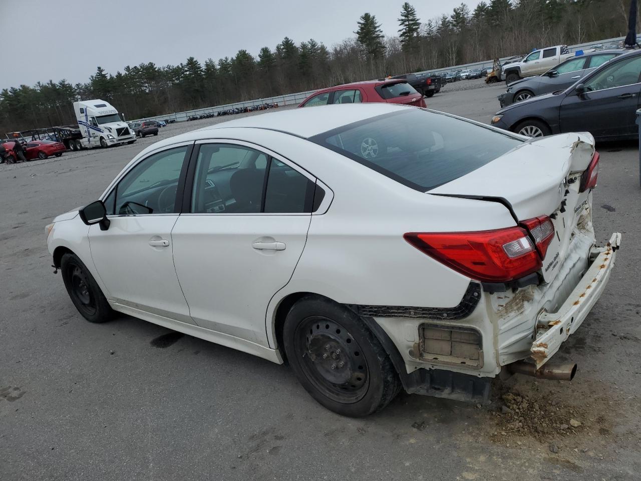 2016 Subaru Legacy 2.5I - Фото 2