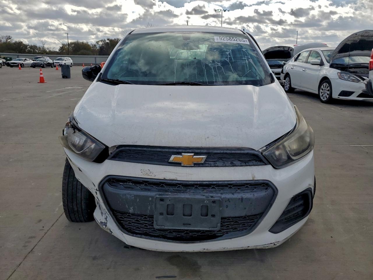 2017 Chevrolet Spark - Image 5