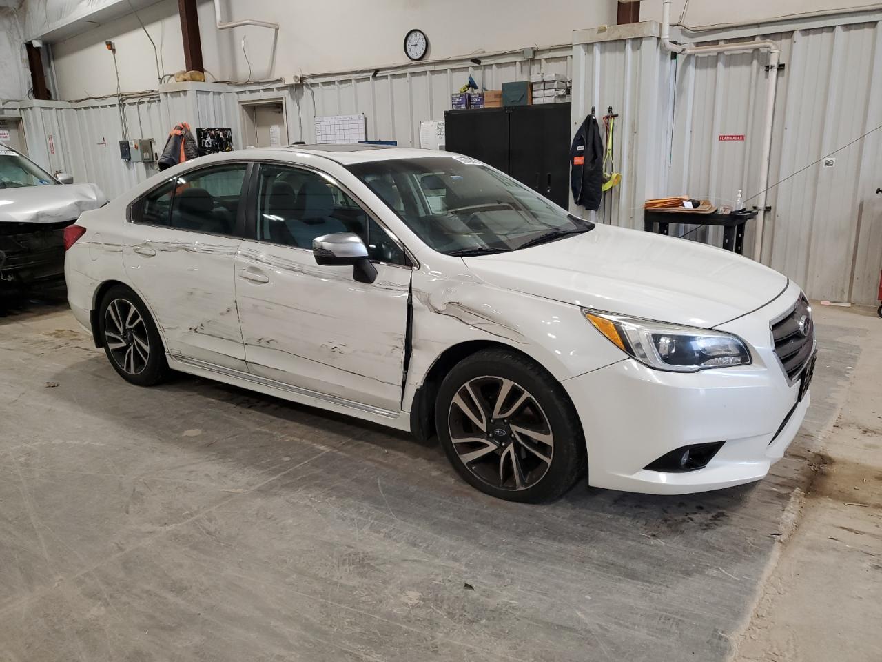 2017 Subaru Legacy Sport - Фото 4