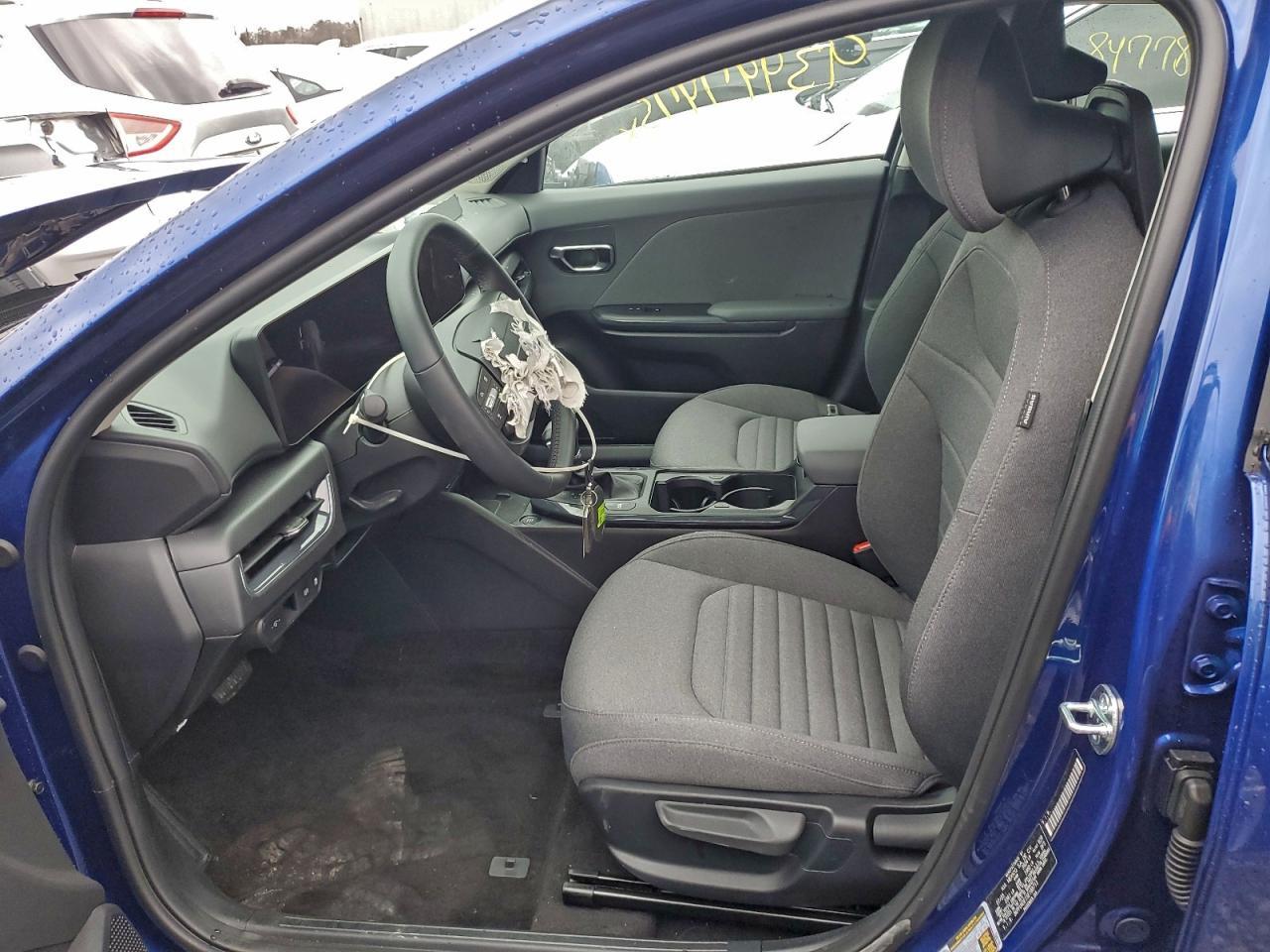 2025 Kia K4 Ex - Фото 7